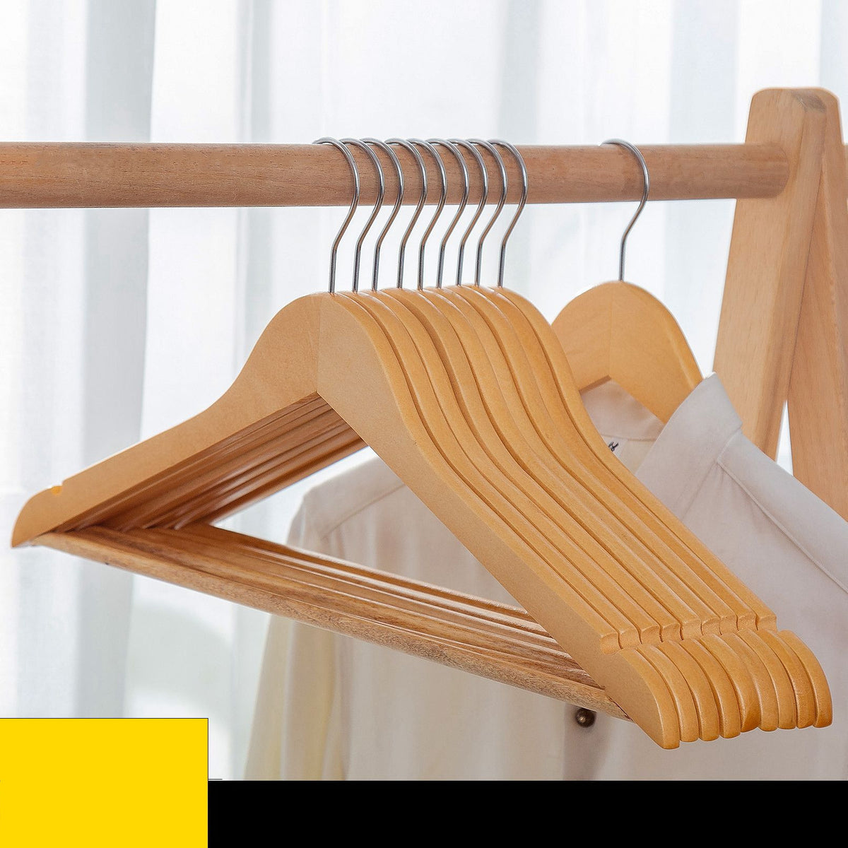 Non-marking Wooden Non-slip Hanger For Supporting Clothes K