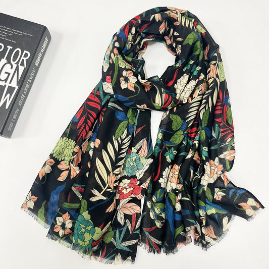 High-grade Shawl Ladies Tassel Printed Scarf Black
