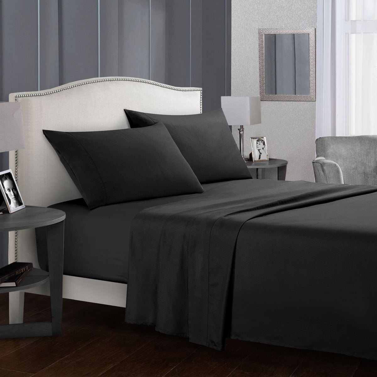 Four-piece bed sheet set Black