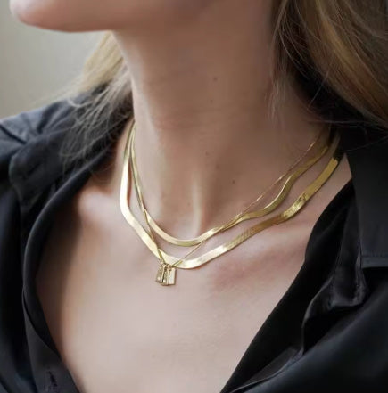 WILLOW TAG INITIAL NECKLACE WITH DIAMOND Personalized Letter Pendant Gold StainlessSteel Jewelry Christmas Day Gift For Mom