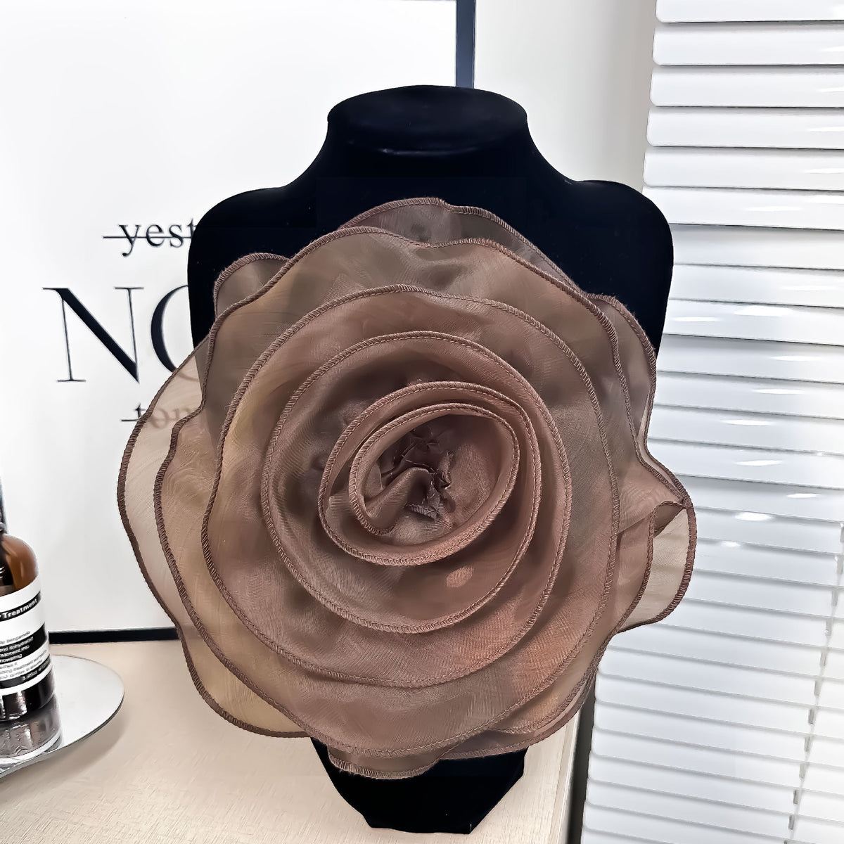 Simple Three-dimensional Flower Decoration Dress Removable Corsage Plus Size Brown