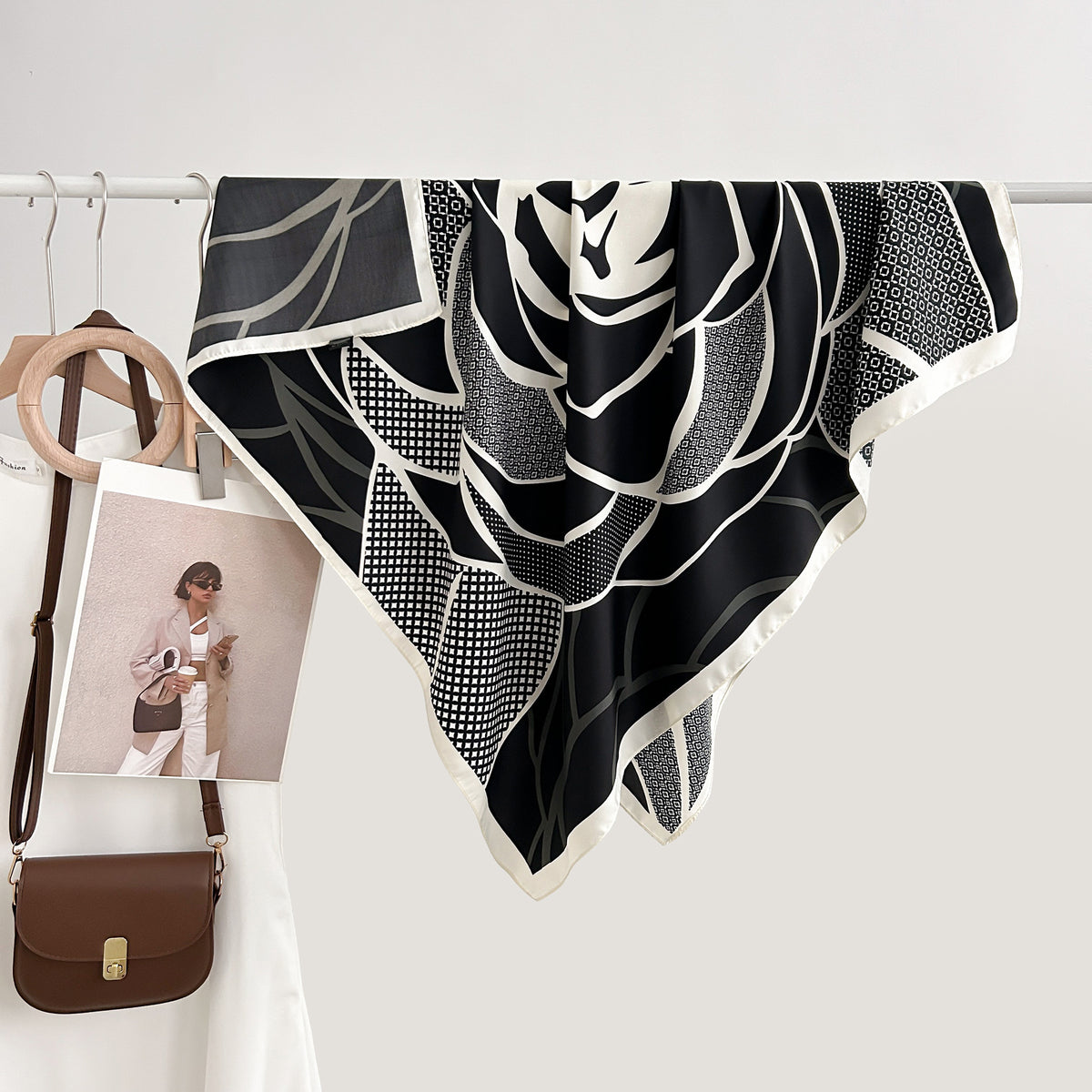 Retro Minority Elegant Graceful Outer Shawl 2025902 Black Rose 90X90CM