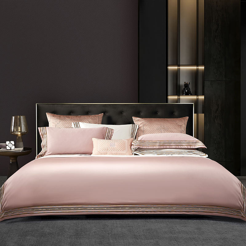 Light Luxury Solid 140 Thread Count Embroidery Solid Four Piece Bedding Set Pink