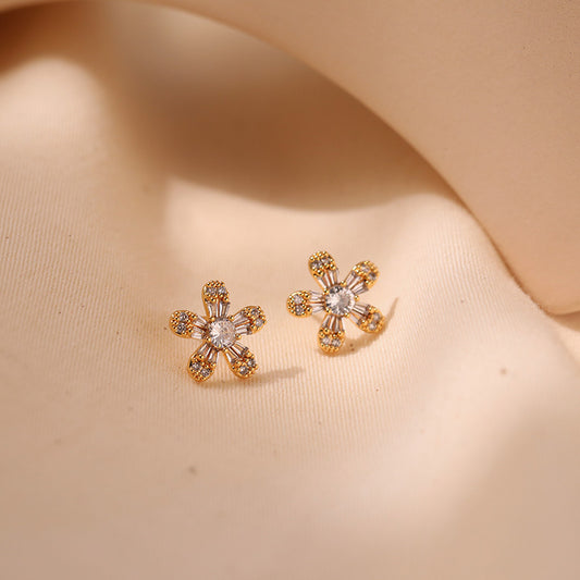 Inlaid Zircon Flower Design Simple Stud Earrings