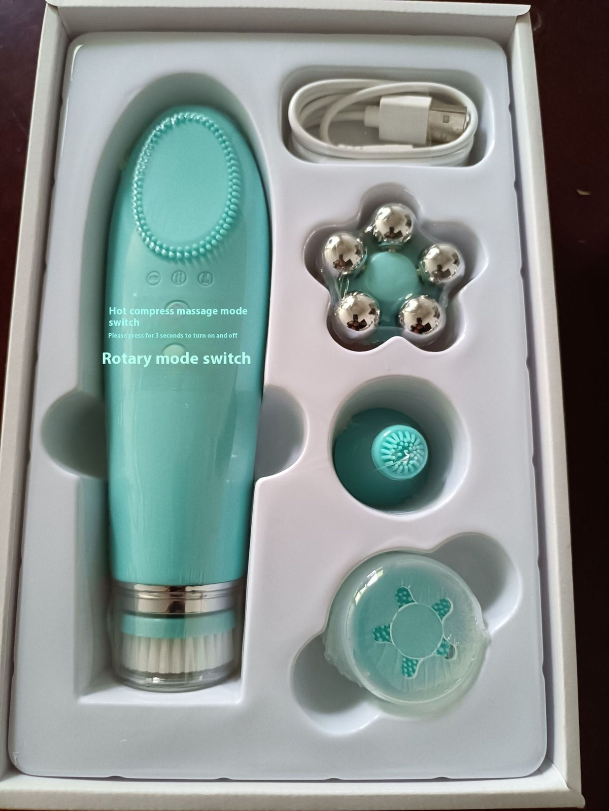 Warm Sensation Facial Cleanser Pore Electric 5135 Green