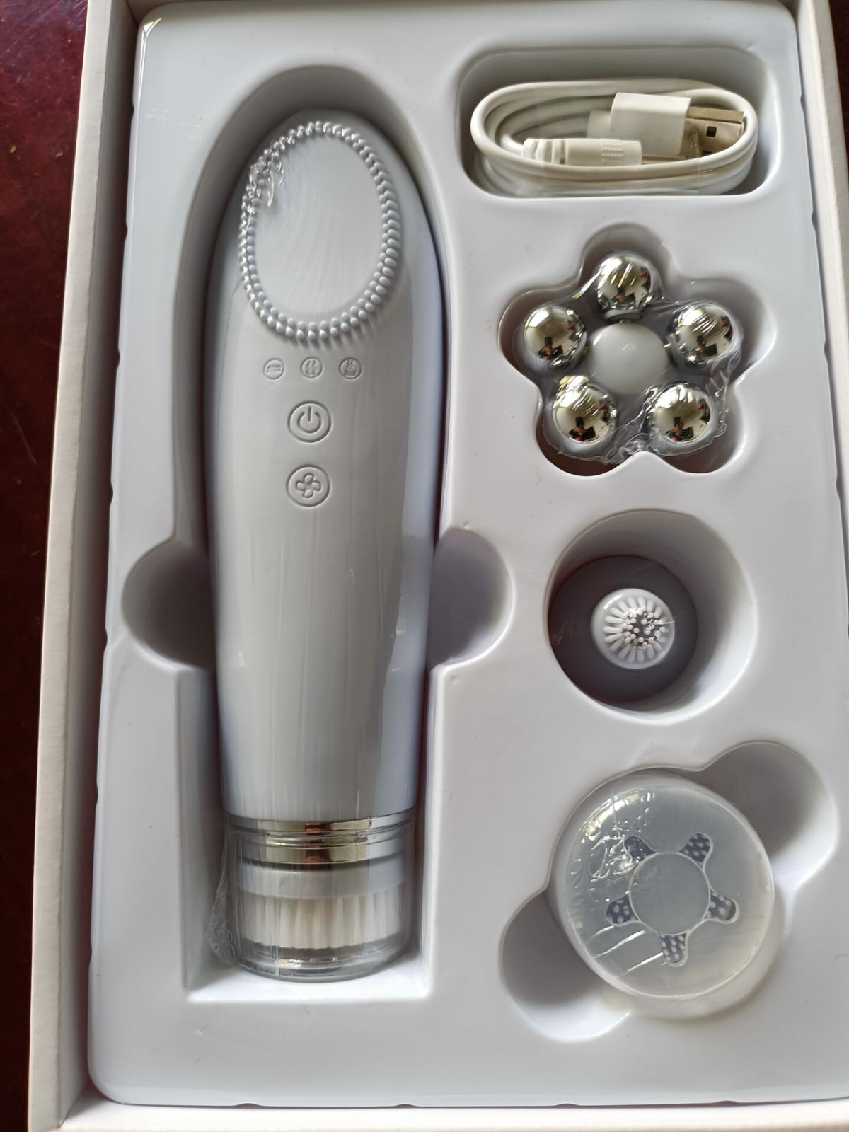 Warm Sensation Facial Cleanser Pore Electric 5135 Light Gray