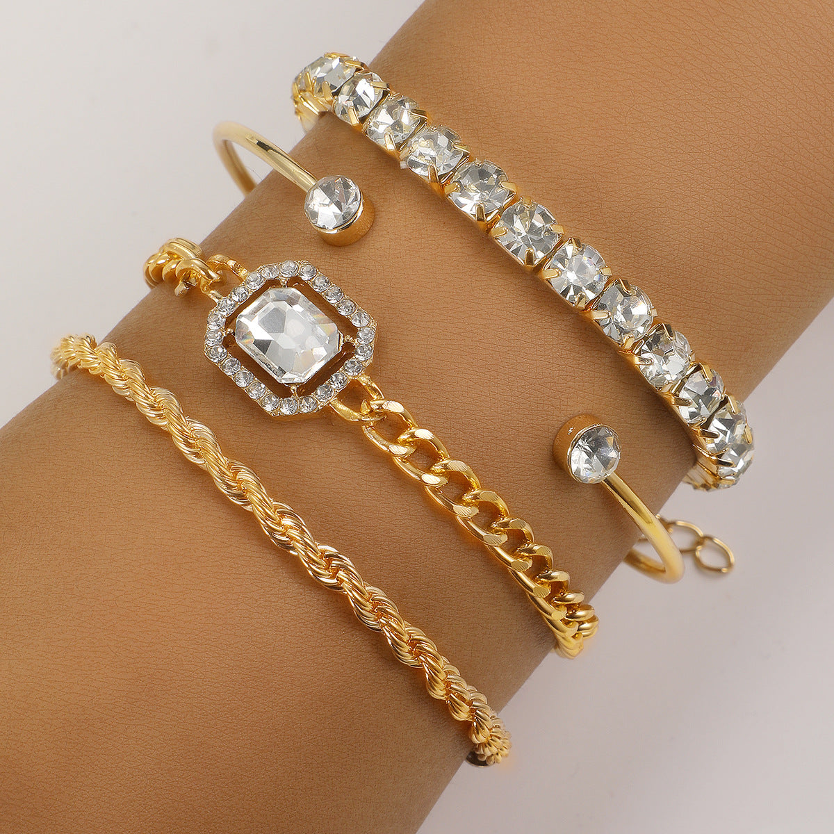 Vintage Personalized Twist Bracelet Gold