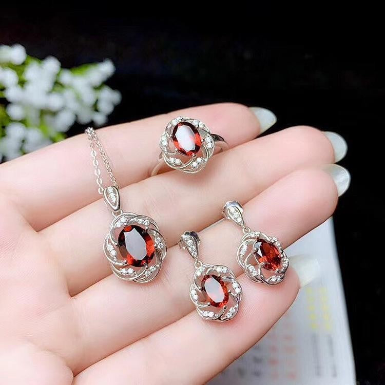 Ring Necklace Ear Stud Luxury Colored Gems Suit SJT02 White Gold Plated
