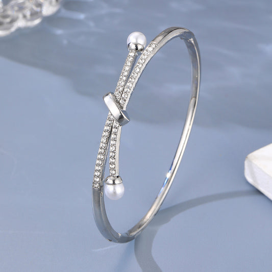 European And American Entry Lux Niche Design Bracelet Simple Fashion