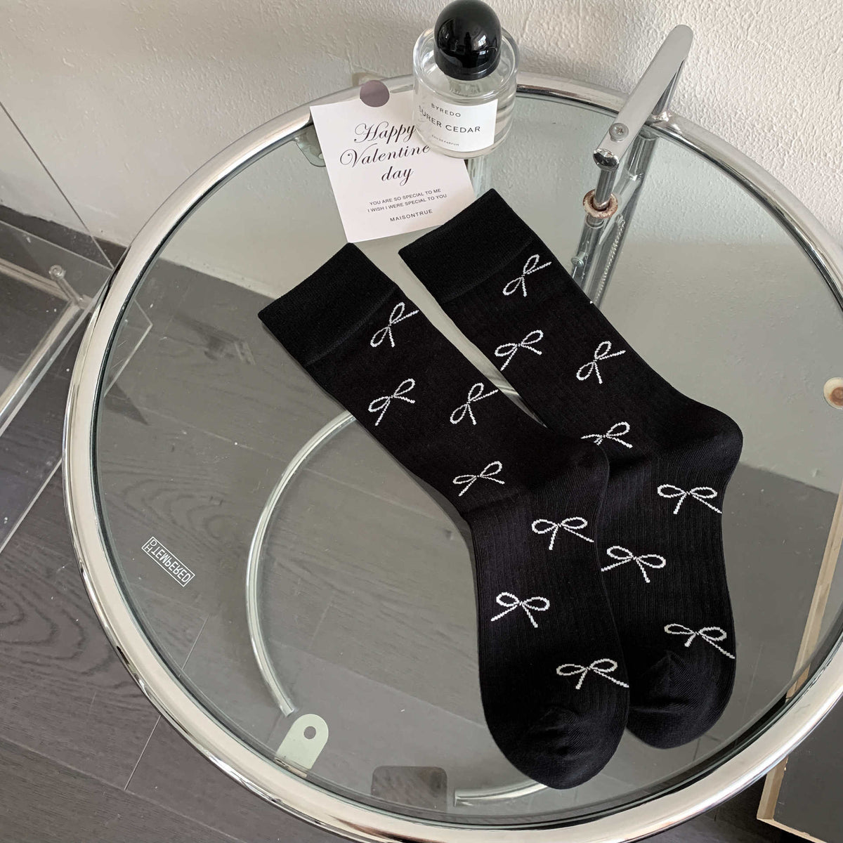 Women's Bowknot Mid-calf Length Loose Socks Black