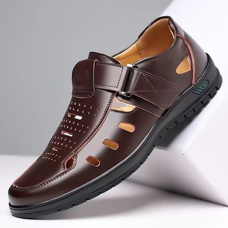 Casual Breathable Summer Hollow Sandals Men Brown