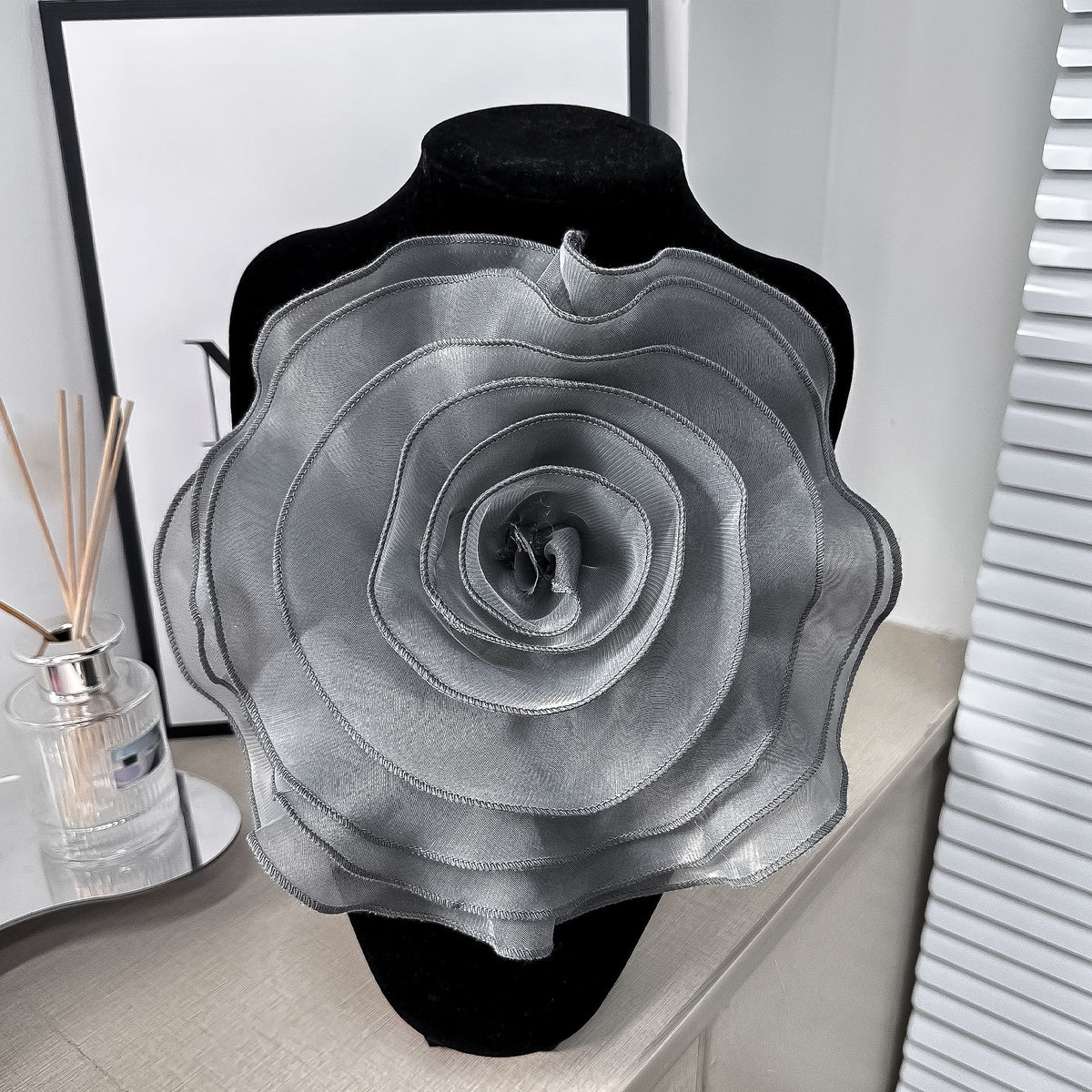 Simple Three-dimensional Flower Decoration Dress Removable Corsage Gray Large