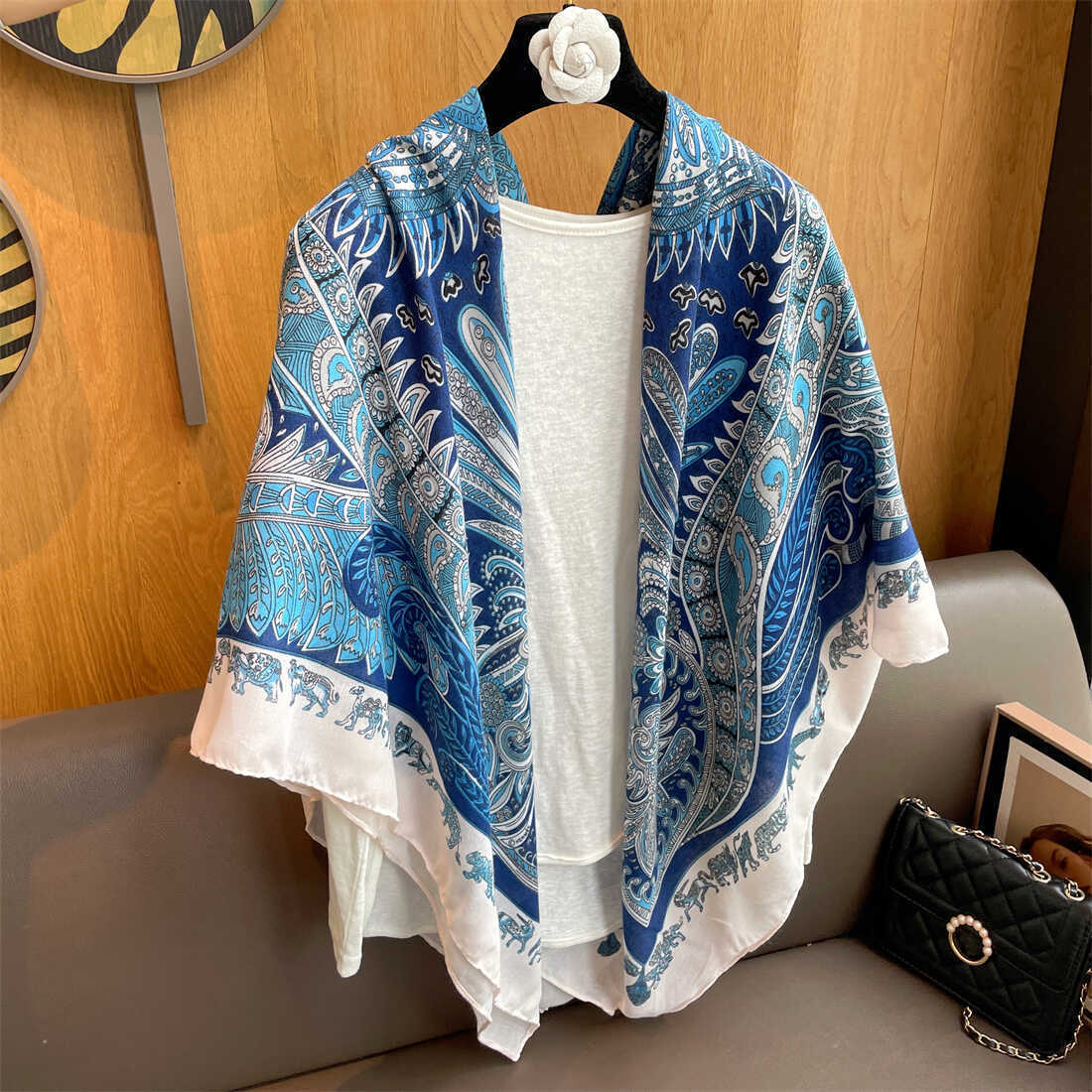 Sunscreen Large Kerchief Thin Silk Scarf Air-conditioned Room Outer Shawl MZF013 130X130cm