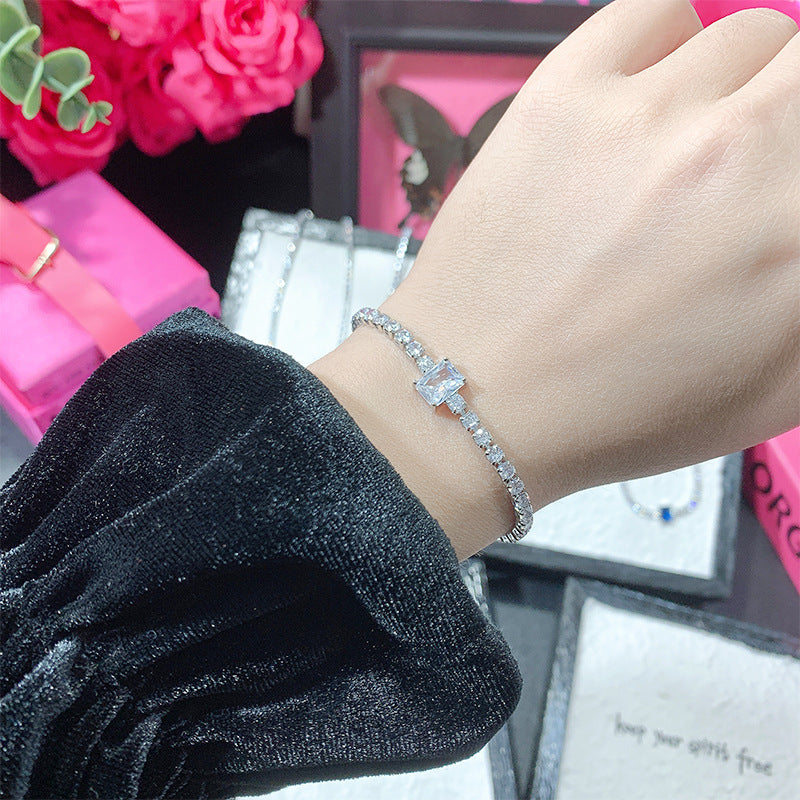 Simple And Versatile Sparkling Diamond Filled Square Candy Women's Bracelet White Bracelet