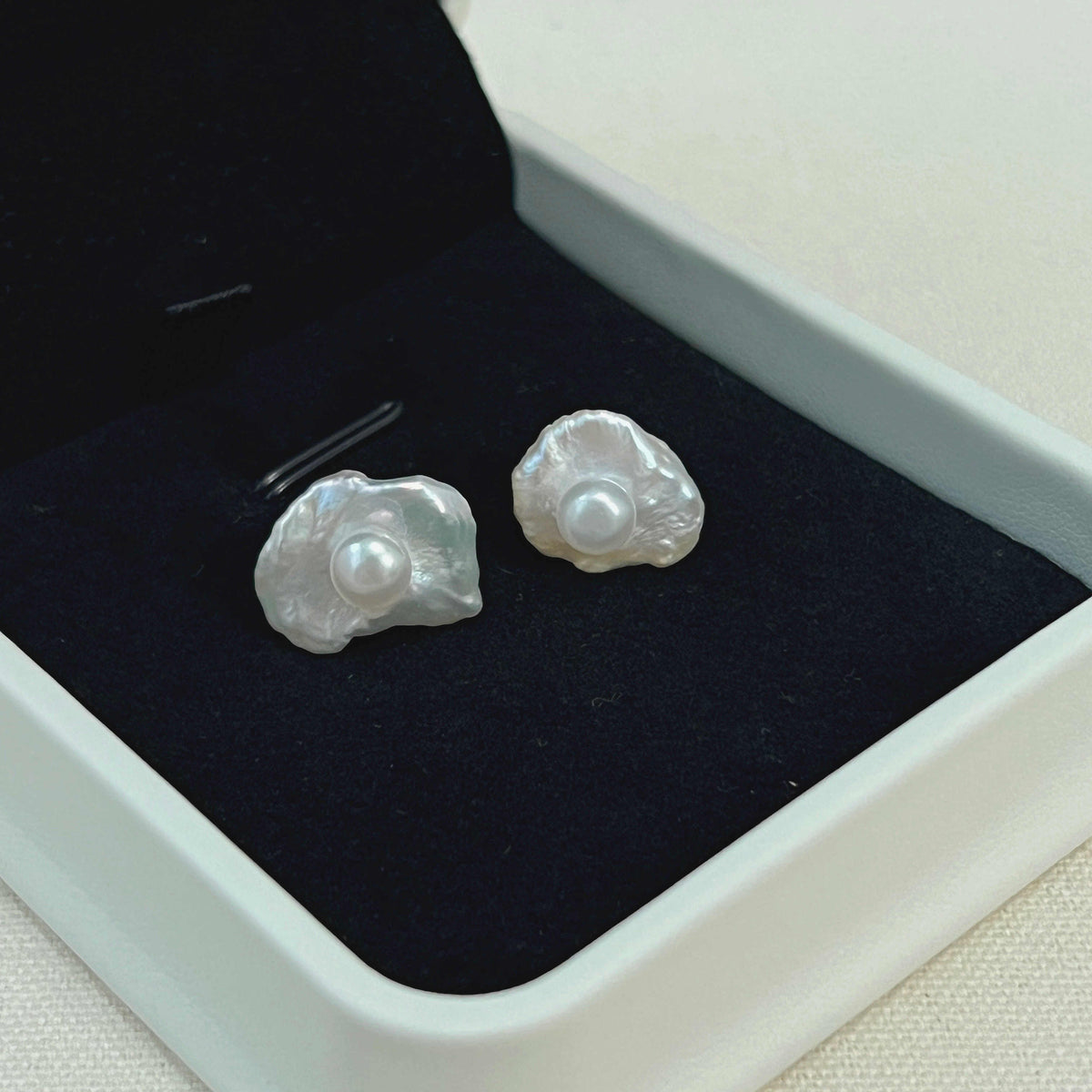 Natural Baroque Freshwater Pearl 925 Silver Ear Studs